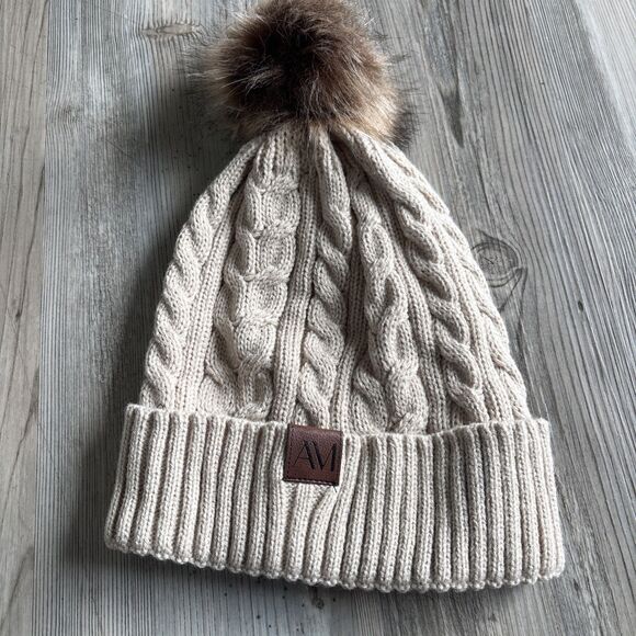 NWT Adore Me Beige Knit Beanie Hat With Fur Pom Pom One Size - Picture 1 of 7
